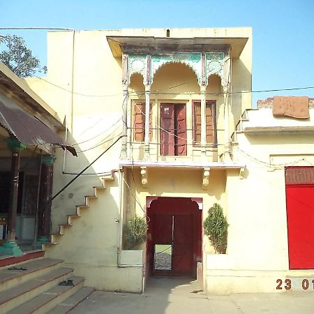 Shri Swami Sheetal Das Akhada B1-88 Assi , Near Pushkar Talab,Varanasi, Ashram Dharmshala Hotel Exterior foto