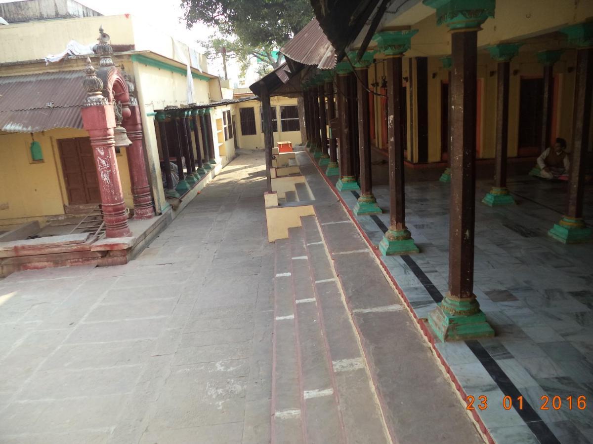 Shri Swami Sheetal Das Akhada B1-88 Assi , Near Pushkar Talab,Varanasi, Ashram Dharmshala Hotel Exterior foto