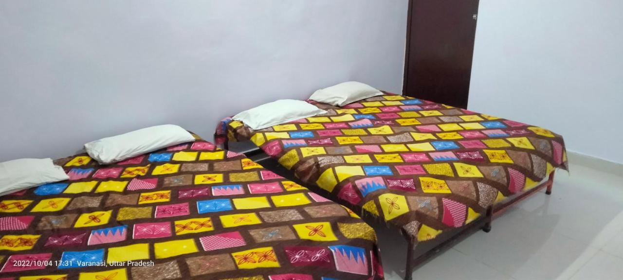 Shri Swami Sheetal Das Akhada B1-88 Assi , Near Pushkar Talab,Varanasi, Ashram Dharmshala Hotel Exterior foto