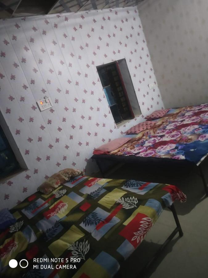 Shri Swami Sheetal Das Akhada B1-88 Assi , Near Pushkar Talab,Varanasi, Ashram Dharmshala Hotel Exterior foto