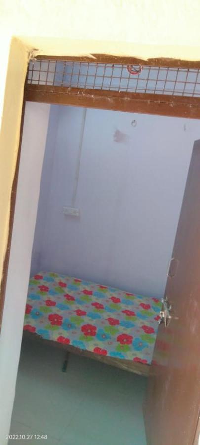 Shri Swami Sheetal Das Akhada B1-88 Assi , Near Pushkar Talab,Varanasi, Ashram Dharmshala Hotel Exterior foto